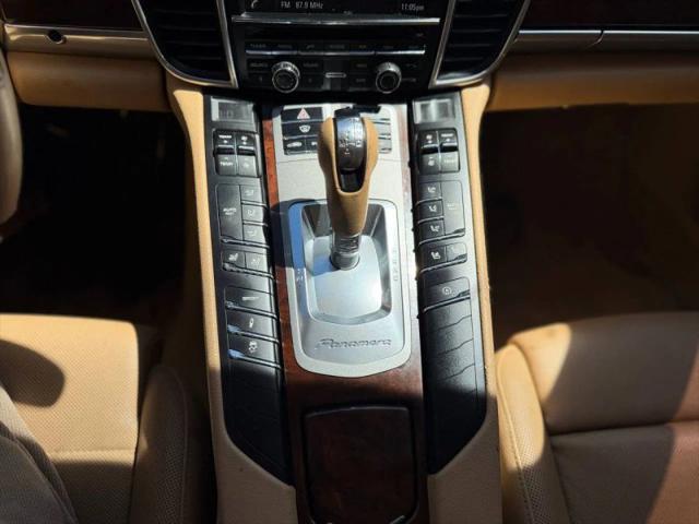 2014 Porsche Panamera Base