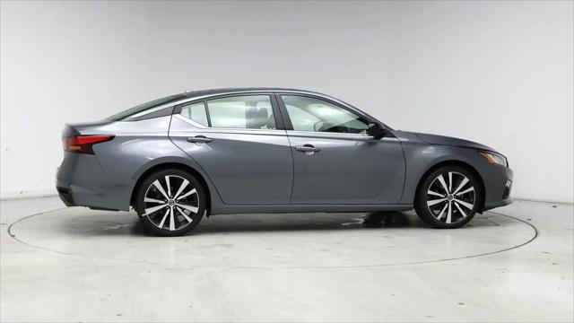 2020 Nissan Altima SR FWD
