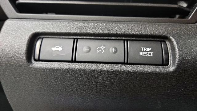 2020 Nissan Altima SR FWD