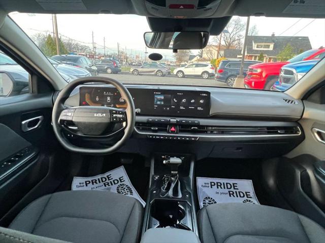 2025 Kia K4 LX