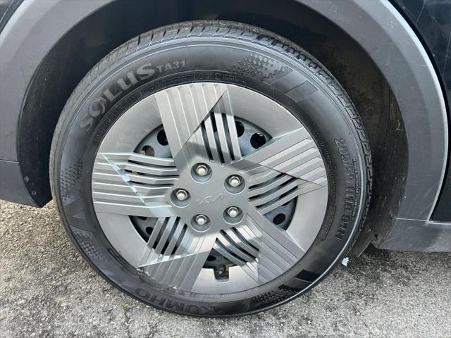 2025 Kia K4 LX