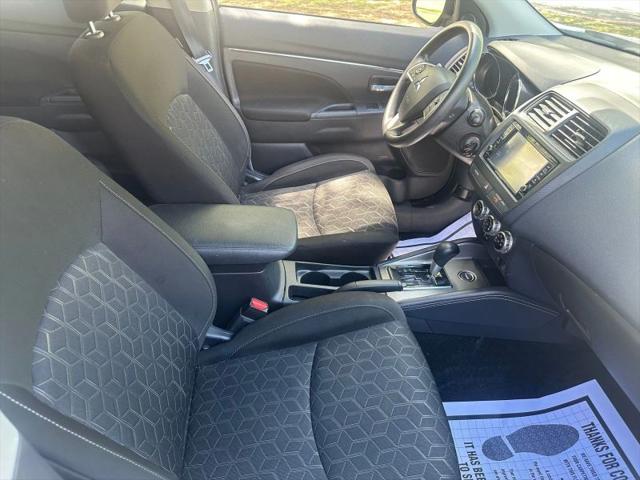 2024 Mitsubishi Outlander Sport S