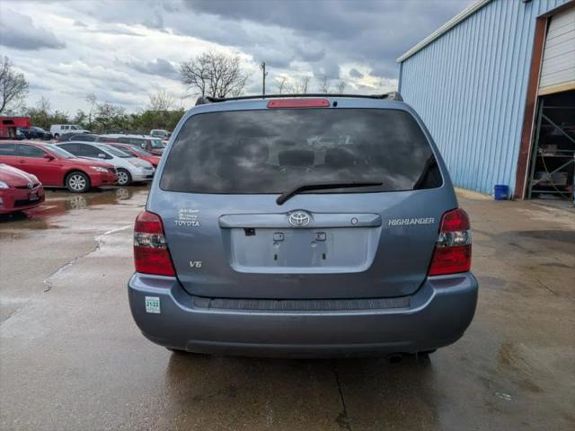 2004 Toyota Highlander Base