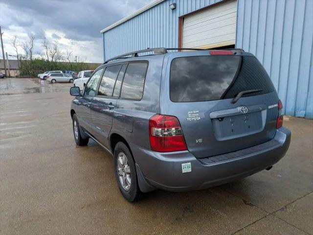 2004 Toyota Highlander Base