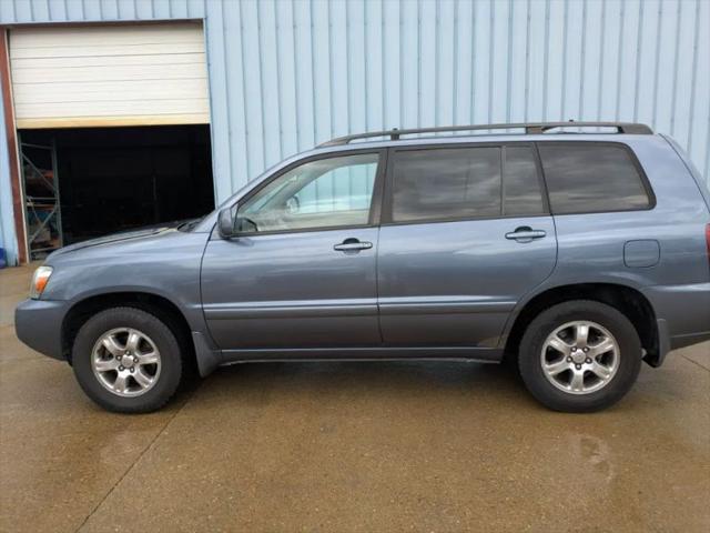 2004 Toyota Highlander Base