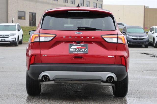 2020 Ford Escape SE