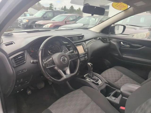 2017 Nissan Rogue Sport SV