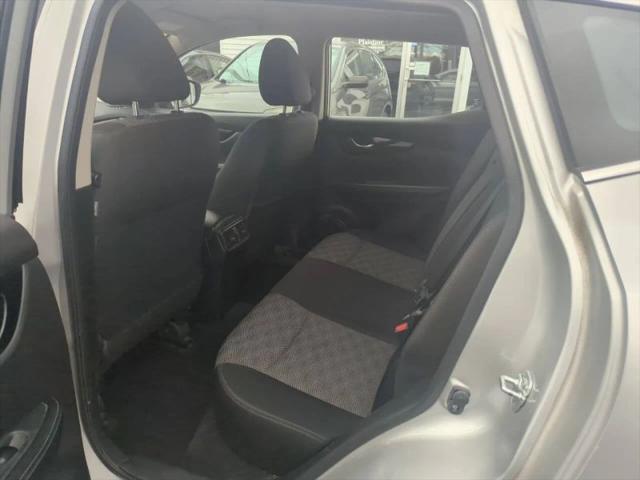 2017 Nissan Rogue Sport SV