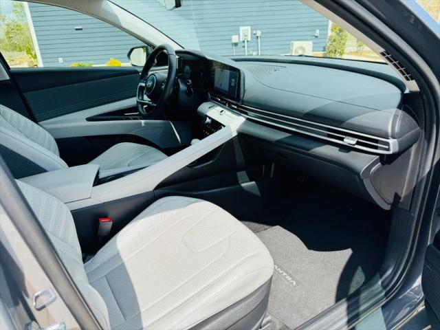 2024 Hyundai Elantra Limited