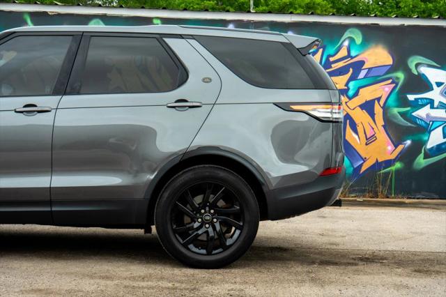 2017 Land Rover Discovery SE
