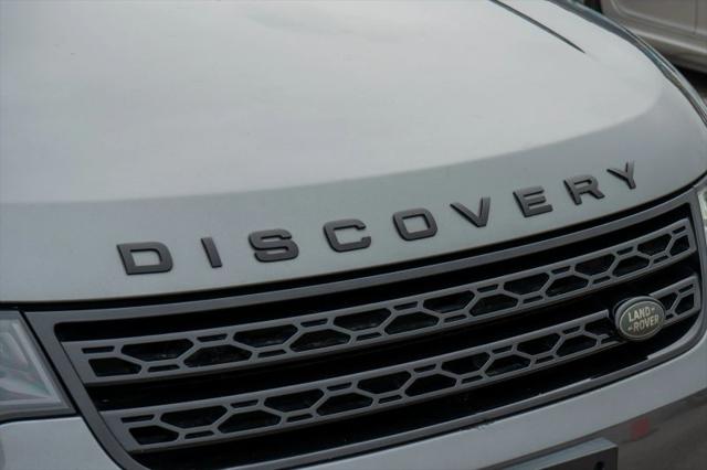 2017 Land Rover Discovery SE