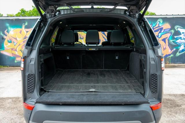 2017 Land Rover Discovery SE