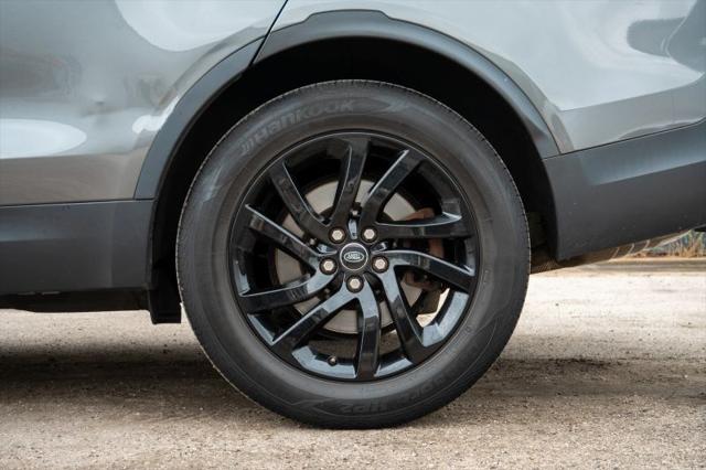 2017 Land Rover Discovery SE