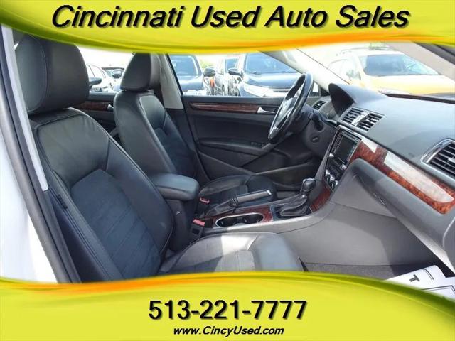 2013 Volkswagen Passat 3.6L V6 SEL Premium