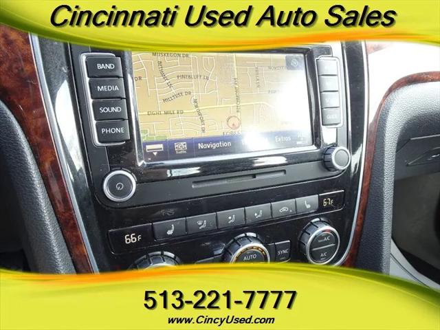 2013 Volkswagen Passat 3.6L V6 SEL Premium