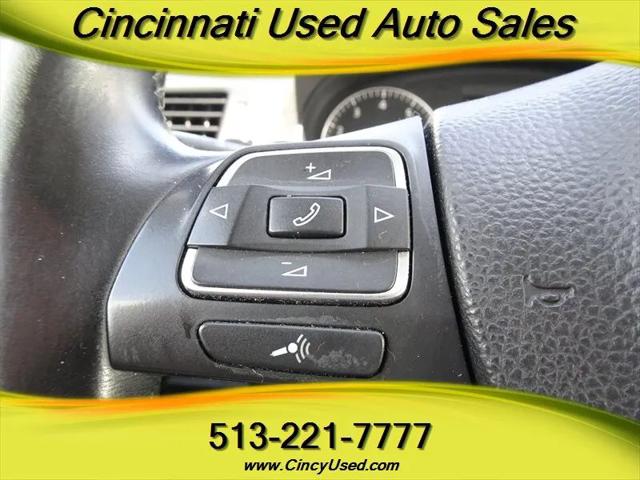 2013 Volkswagen Passat 3.6L V6 SEL Premium