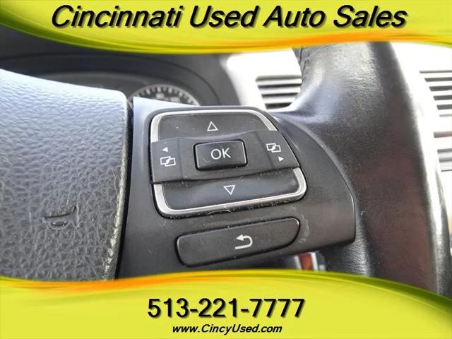 2013 Volkswagen Passat 3.6L V6 SEL Premium