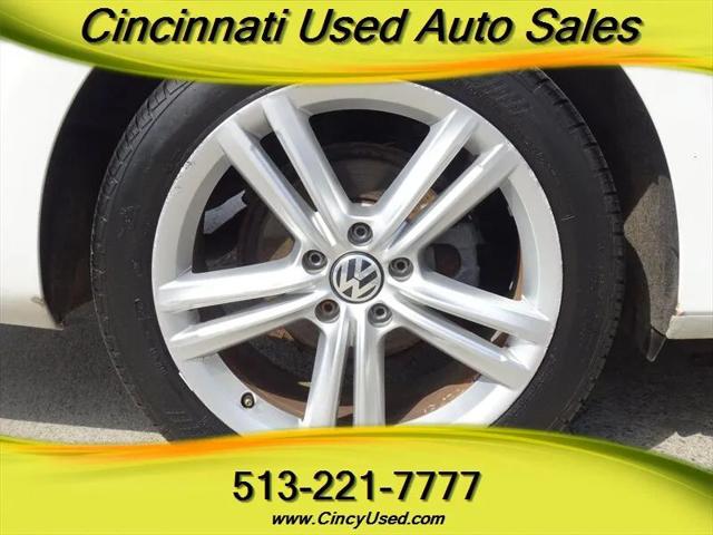 2013 Volkswagen Passat 3.6L V6 SEL Premium