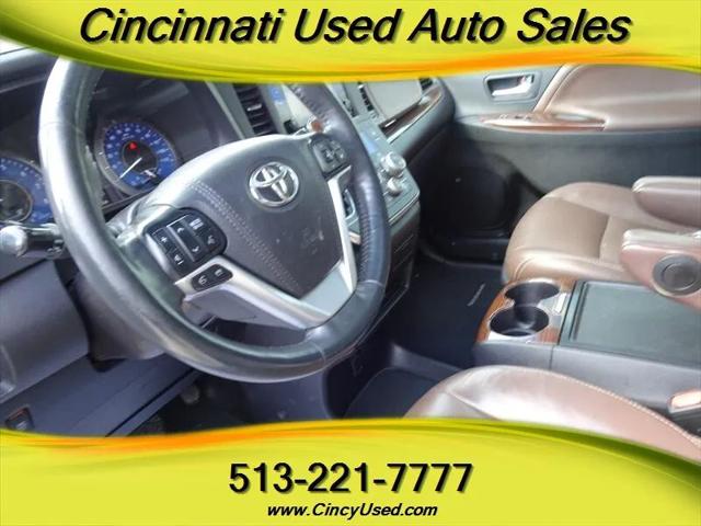 2017 Toyota Sienna Limited 7 Passenger