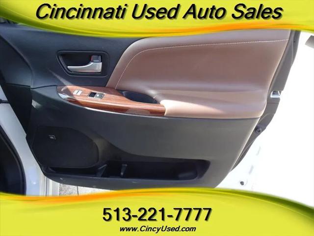 2017 Toyota Sienna Limited 7 Passenger