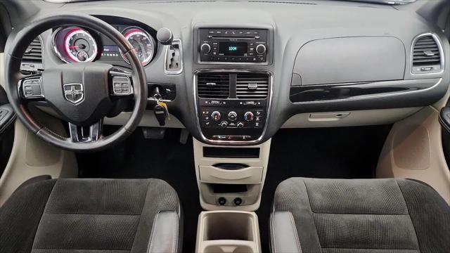 2017 Dodge Grand Caravan SE Plus