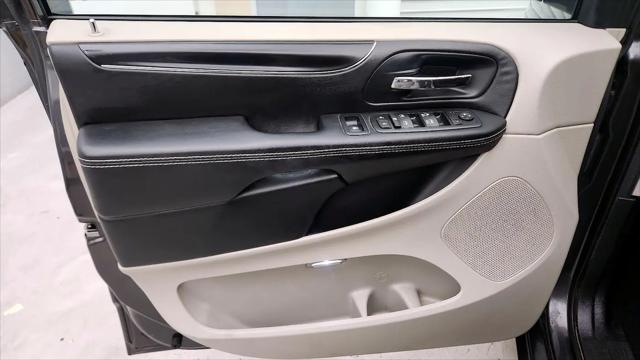 2017 Dodge Grand Caravan SE Plus
