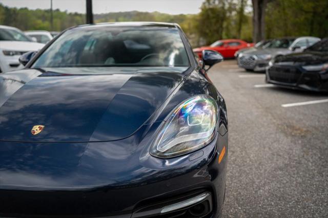 2017 Porsche Panamera Base