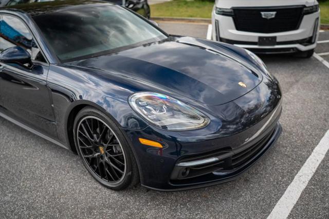 2017 Porsche Panamera Base