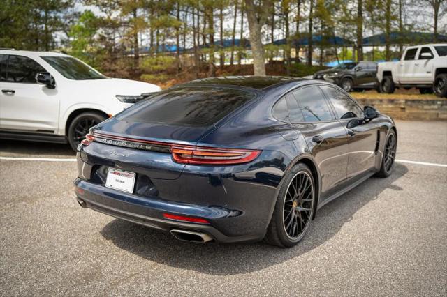 2017 Porsche Panamera Base