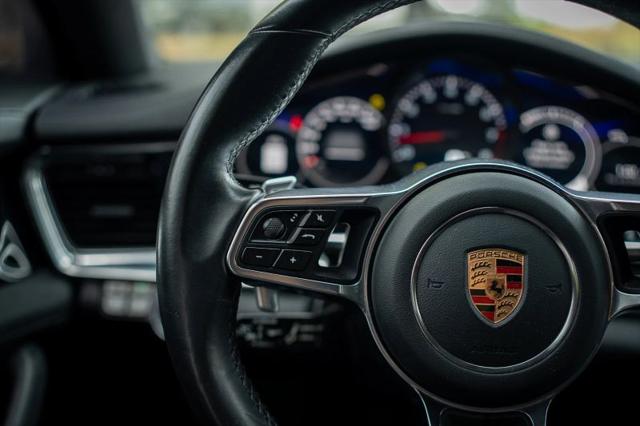 2017 Porsche Panamera Base