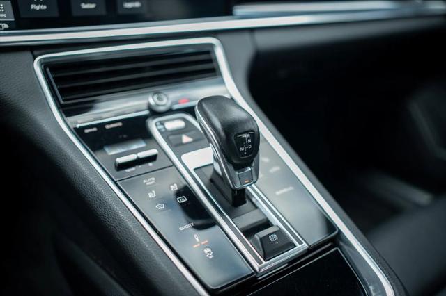 2017 Porsche Panamera Base
