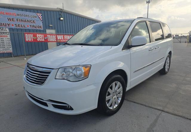 2016 Chrysler Town & Country Touring