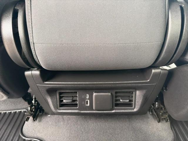 2024 Chevrolet Silverado 1500 4WD Crew Cab Short Bed LT with 2FL