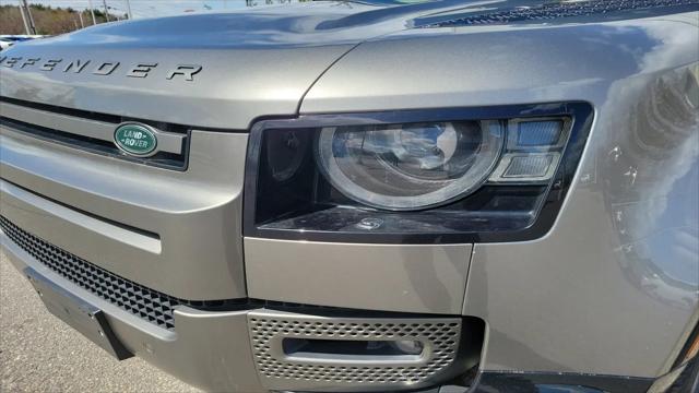2024 Land Rover Defender 130 P400 X-Dynamic SE