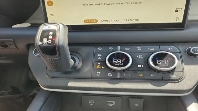 2024 Land Rover Defender 130 P400 X-Dynamic SE