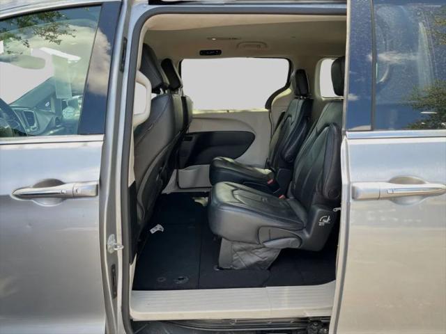 2020 Chrysler Pacifica Touring L