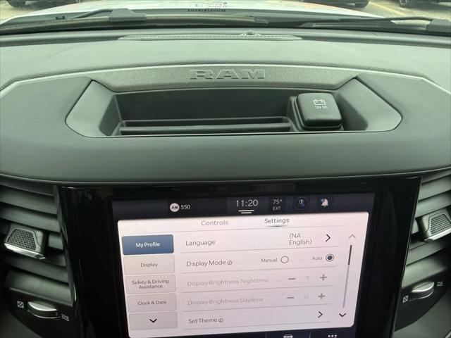 2026 Ram 3500 Tradesman/Big Horn