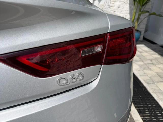2017 INFINITI Q60 3.0t Premium