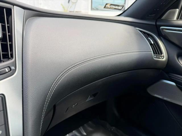 2017 INFINITI Q60 3.0t Premium