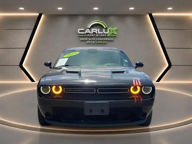 2019 Dodge Challenger SXT AWD