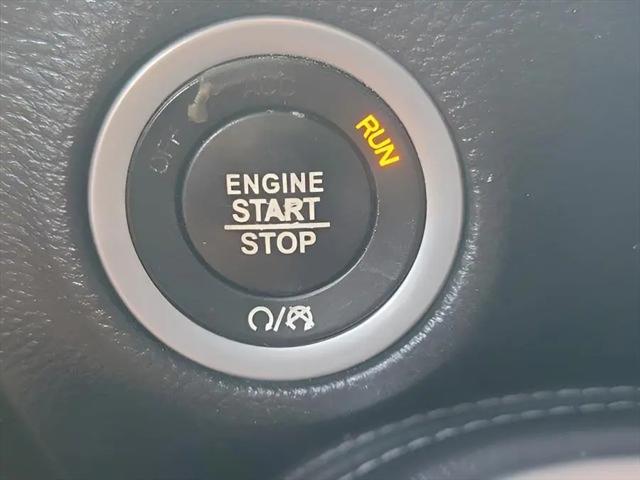 2019 Dodge Challenger SXT AWD