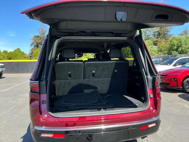 2024 Jeep Wagoneer Series III 4x4