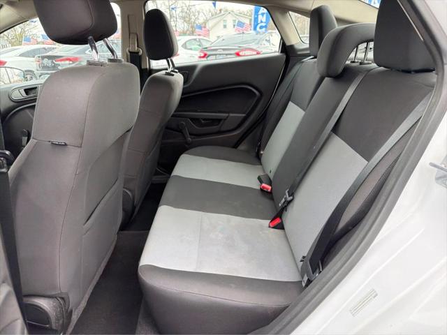 2016 Ford Fiesta S