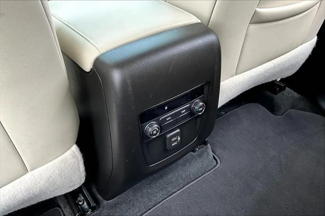 2024 Buick Enclave Essence FWD