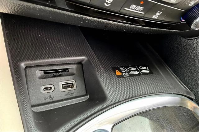 2024 Buick Enclave Essence FWD