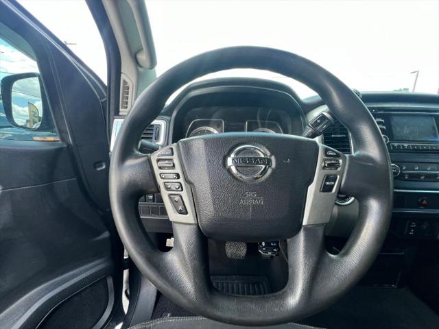 2017 Nissan Titan SV