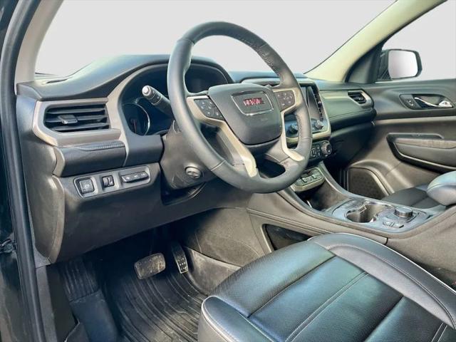 2023 GMC Acadia AWD Denali