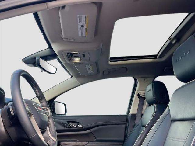 2023 GMC Acadia AWD Denali