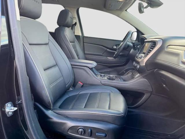 2023 GMC Acadia AWD Denali