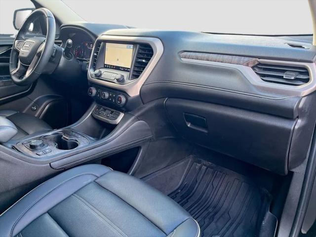 2023 GMC Acadia AWD Denali